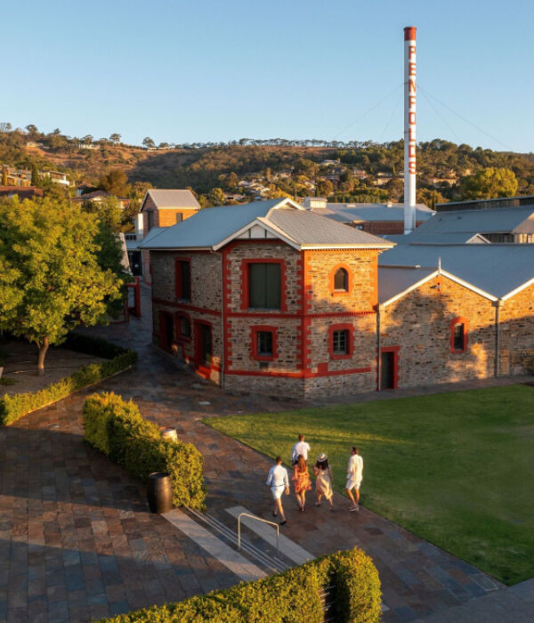 Guests walking into Penfolds Magill Estate