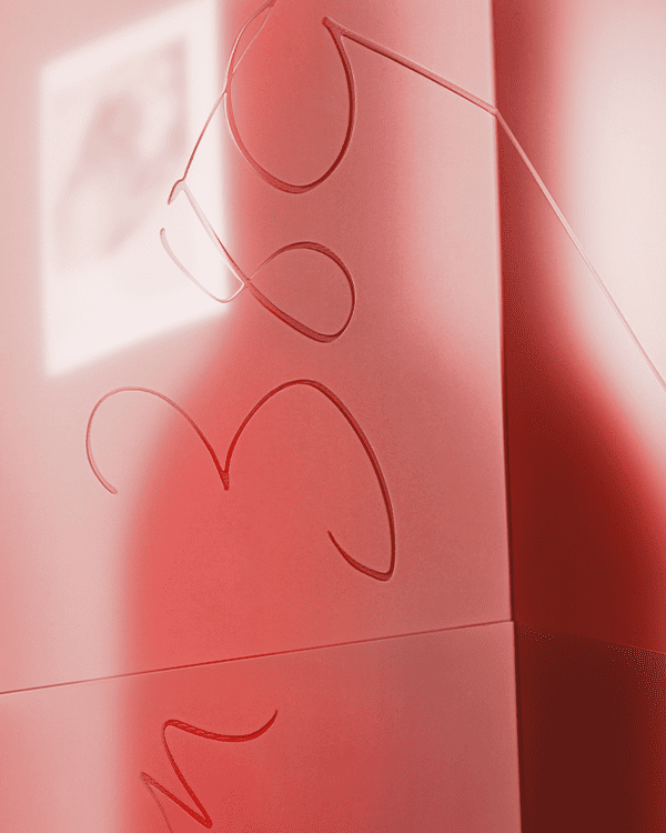 Close up of the Bin 389 Magnum Resin Gift Box